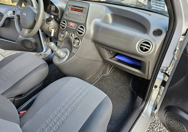 Fiat Panda cena 16800 przebieg: 91949, rok produkcji 2012 z Trzebnica małe 56